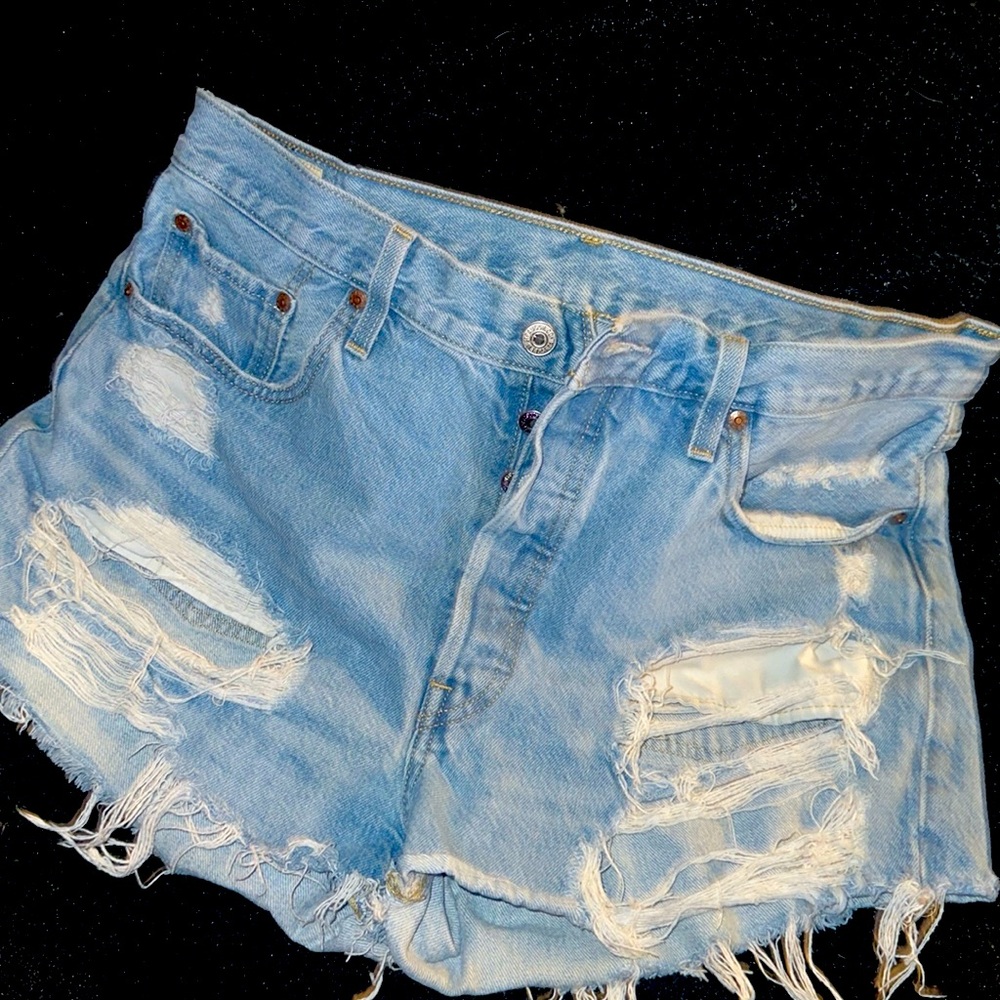 Levi’s shorts - Picture 7 of 7